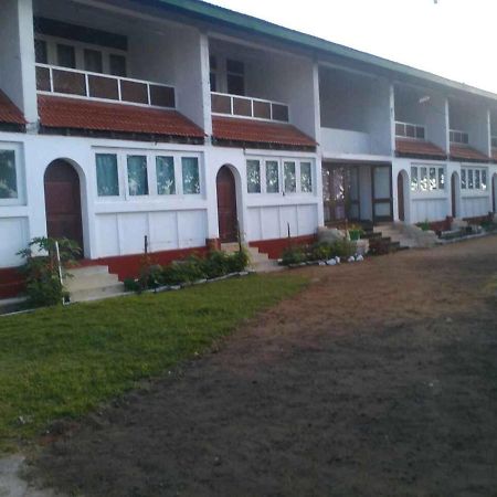 New Rest House Sea View Hotel Negombo Bagian luar foto